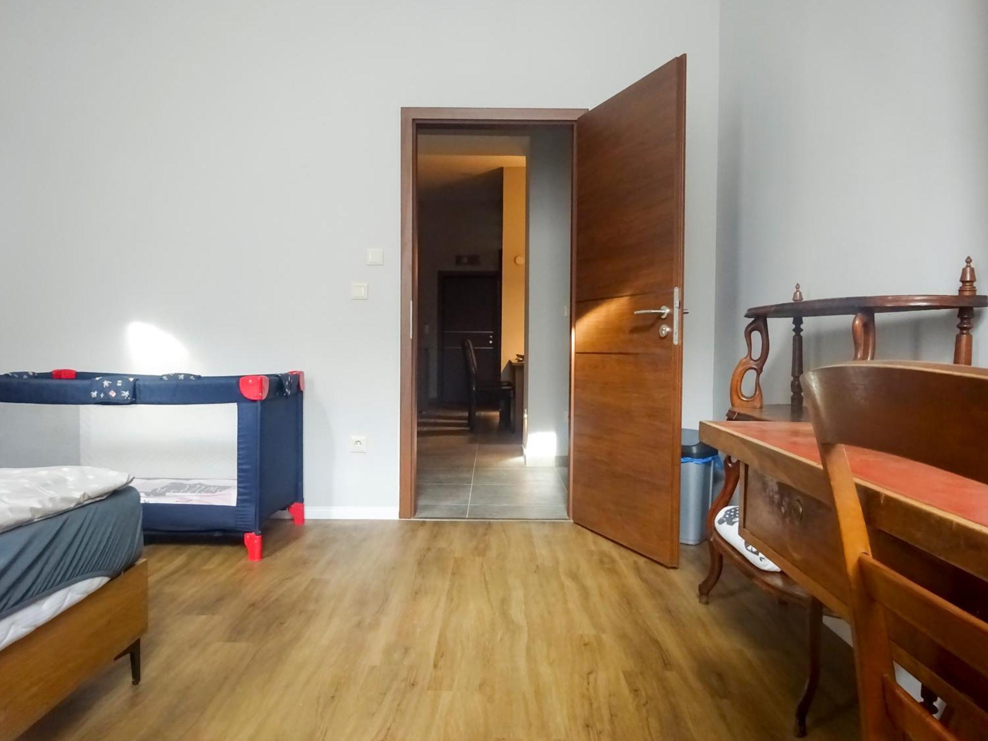 Corvin Point And Guest house 3*