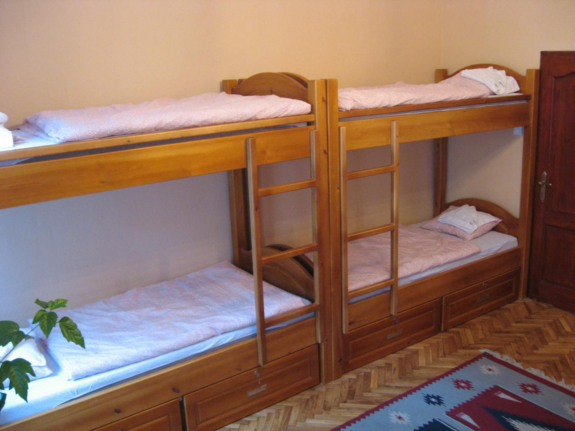 Guest house Corvin Point And 3*